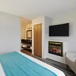 Hotel Wave At Rehoboth Beach