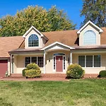 112 Loganberry Lane