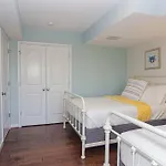Rehoboth Crossing - Beach Oasis!