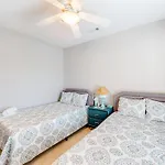 Creekwood --- 100 Cascade Ln, #109