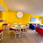 Modern Beachside Bliss: 2 Bed/2 Bath Condo Haven