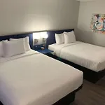 Microtel Inn & Suites By Wyndham Rehoboth Beach