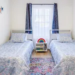 Modern & Comfy - Close To Outlets & Beach - Pool