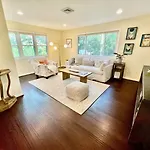 Kelly Drive 5