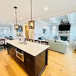 Lake Avenue 22