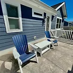 Scarborough Avenue 303