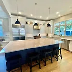 Scarborough Avenue 303