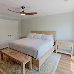 Wilmington Avenue 50 #102