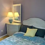 King Charles Avenue 404 #6