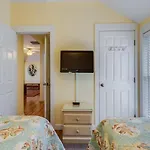 Delaware Avenue 34B