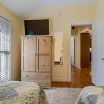 Delaware Avenue 34B