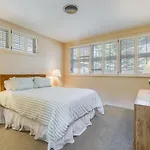 Oak Avenue 77