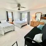 Hickman Street 3A