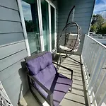 Wilmington Avenue 50 #106