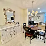 Atlantic Street 37584