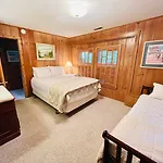 Oak Avenue 49