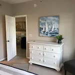 Sandy Bottom Circle 6202