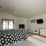Maryland Avenue 13B