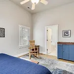 Laurel Street 108
