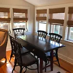 King Charles Avenue 604