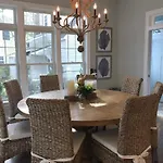 New Castle Street 109