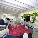 Oak Avenue 16