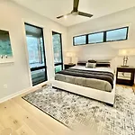 Sandalwood Street 306