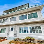 Town Of Rehoboth Beach --- The Boxwood House - 21 Wilmington Ave #1E