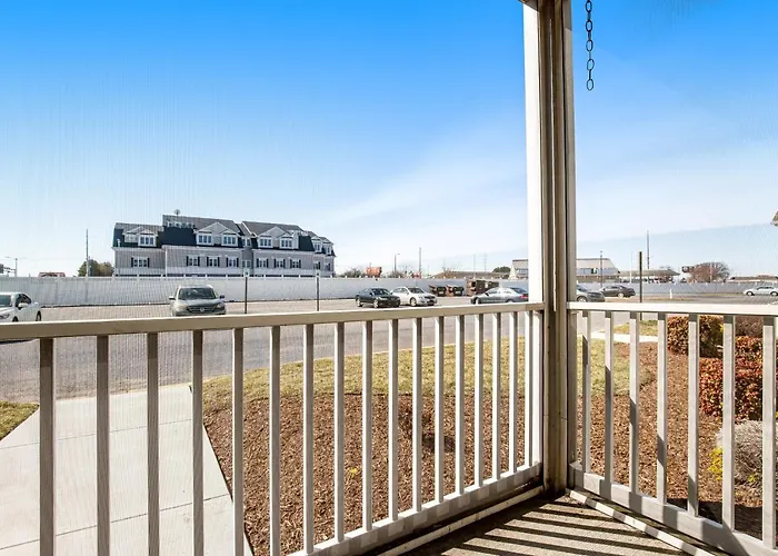 Sandpiper Villages --- 35552 E Atlantic Unit #106