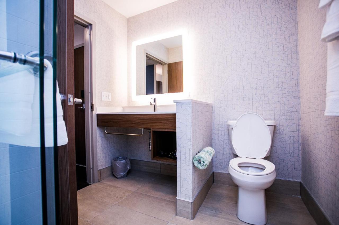 Express & Rehoboth By Ihg
