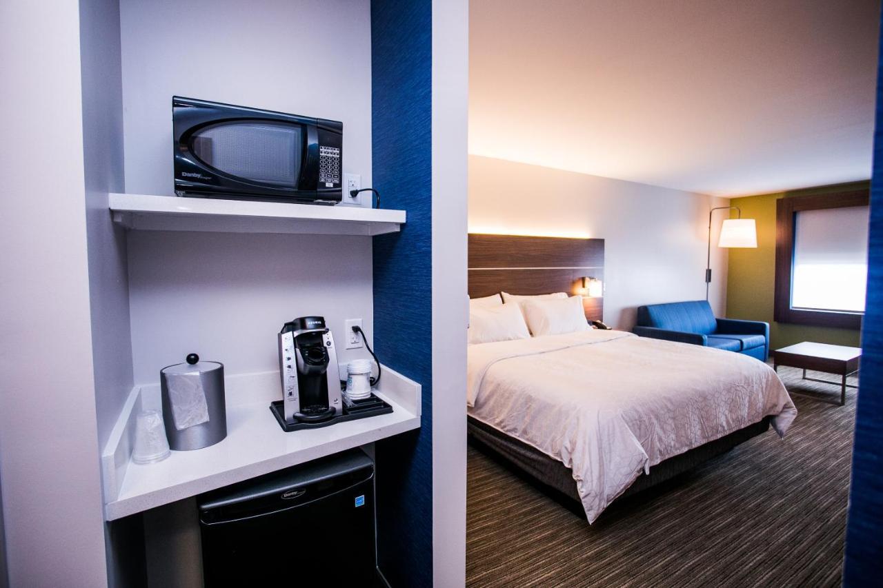 Express & Rehoboth By Ihg