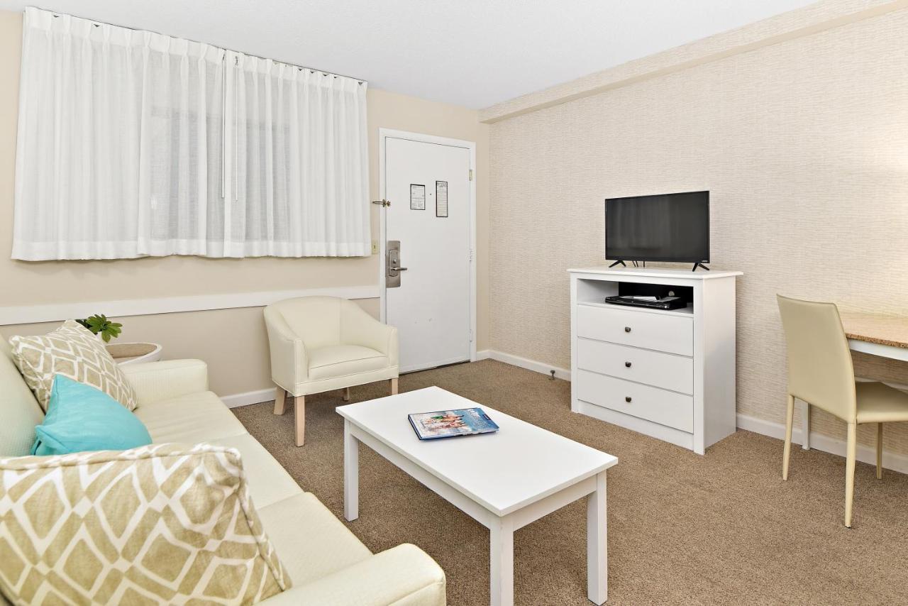 Brighton Hotel 3*