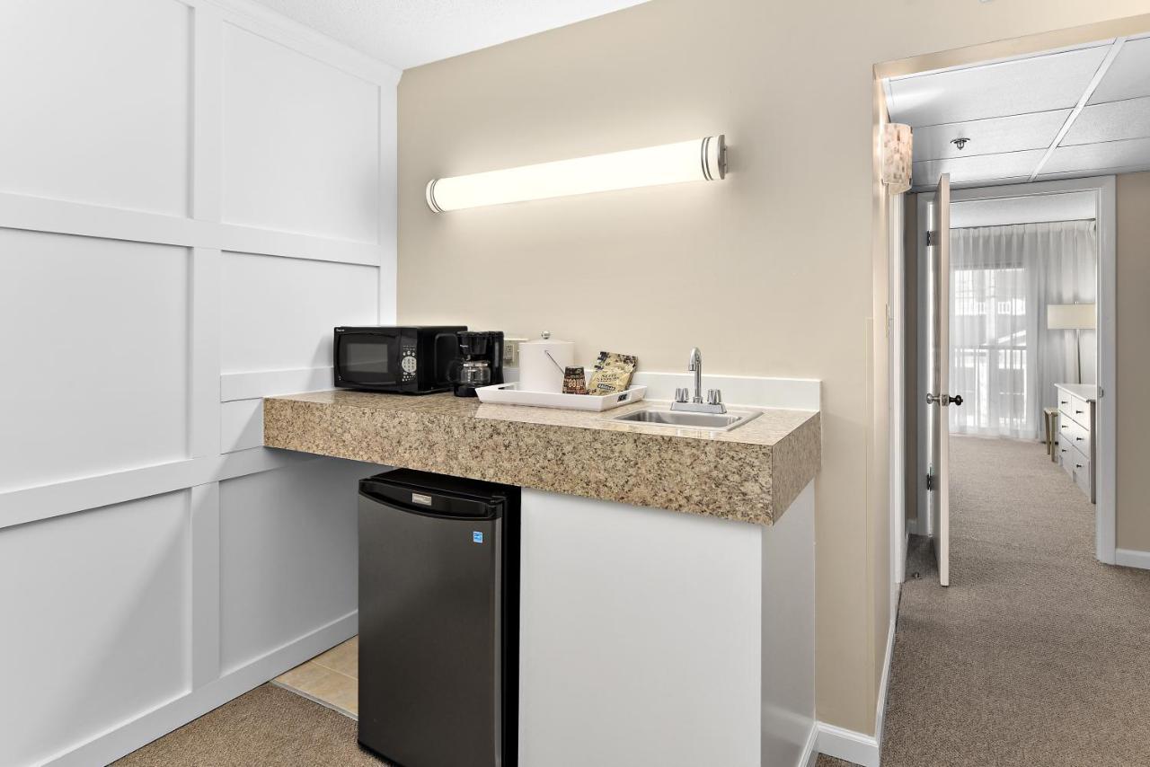 Brighton Hotel 3*