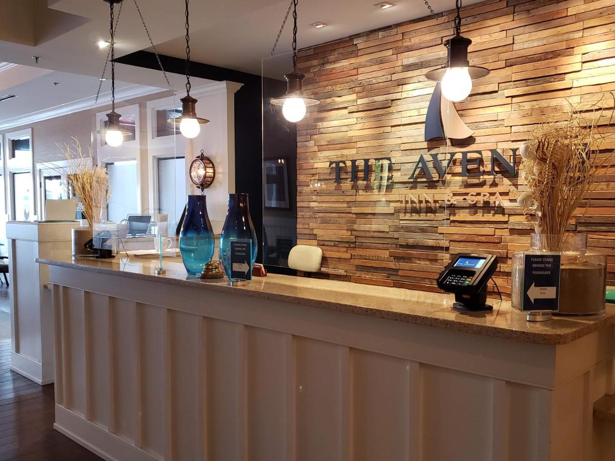 Hotel Avenue & 4*