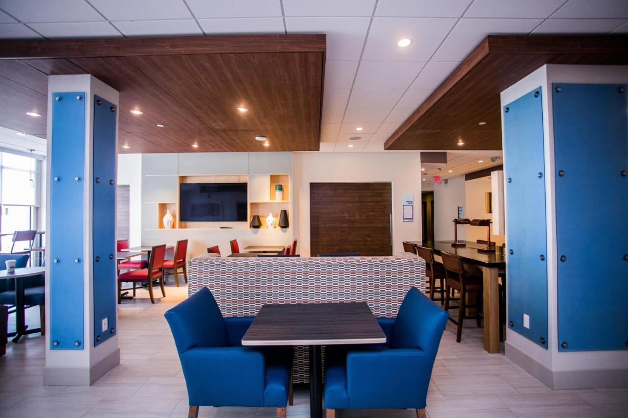 Express & Rehoboth By Ihg Hotel