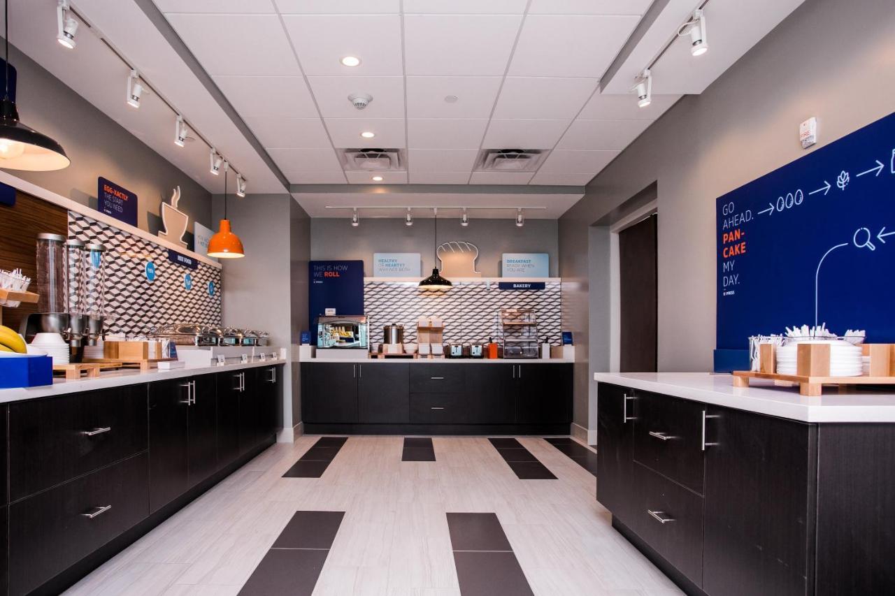 Express & Rehoboth By Ihg Hotel