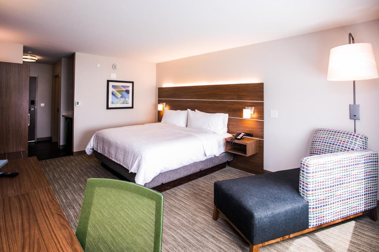 Express & Rehoboth By Ihg Hotel
