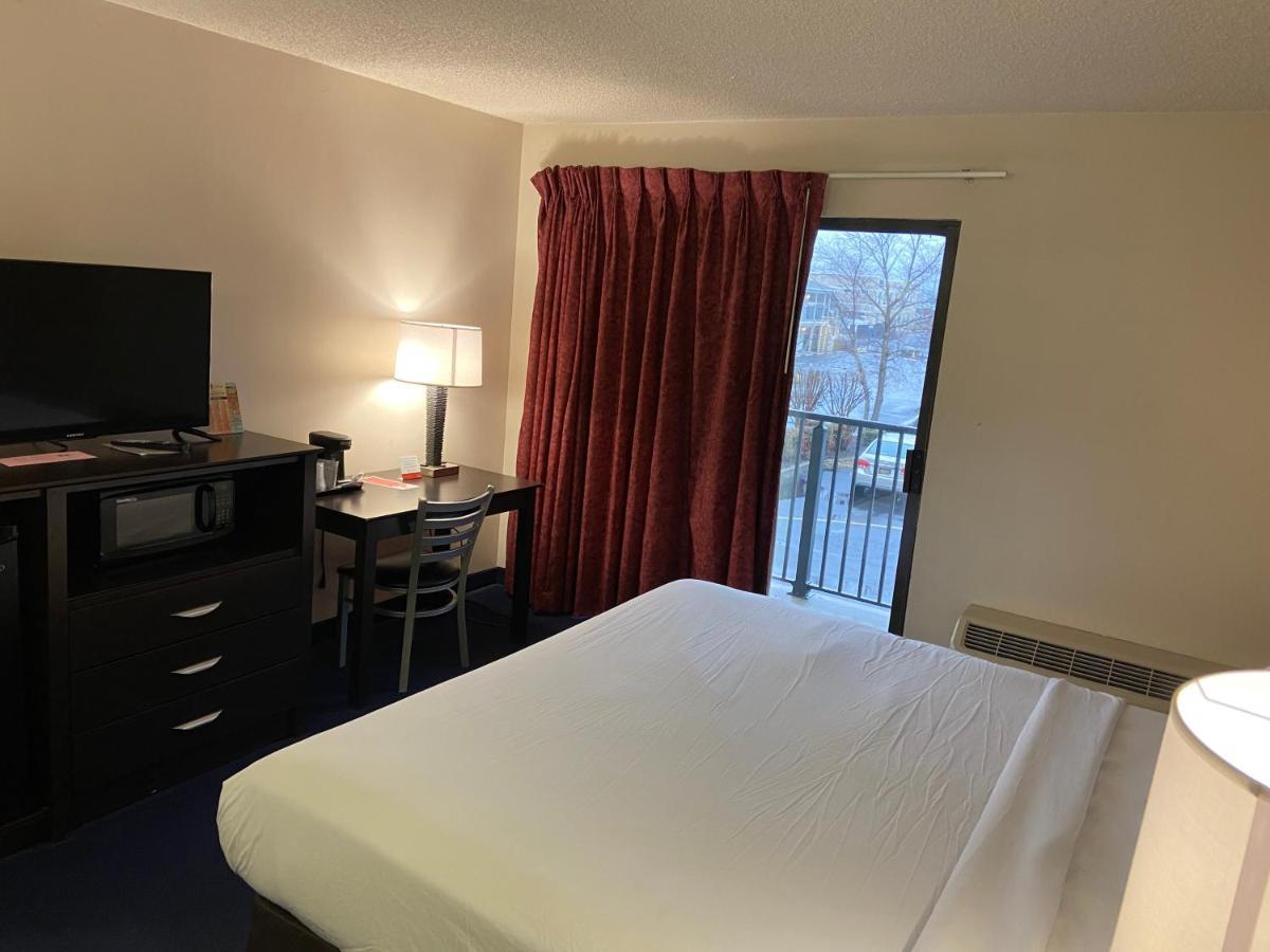 Hotel Econo & Rehoboth