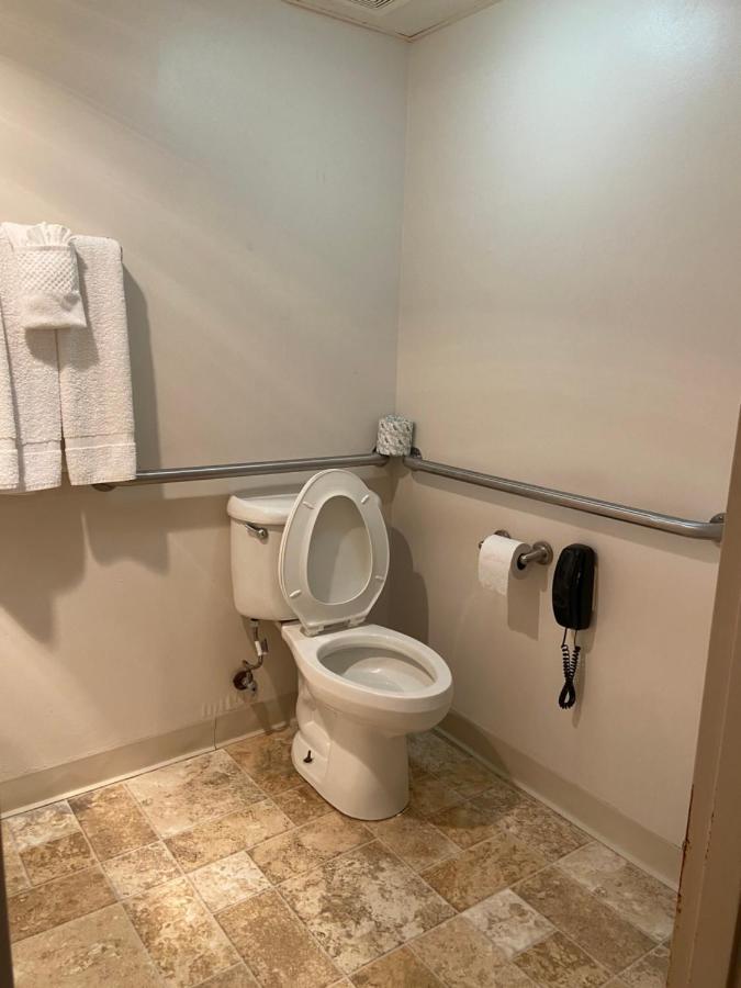 Hotel Econo & Rehoboth