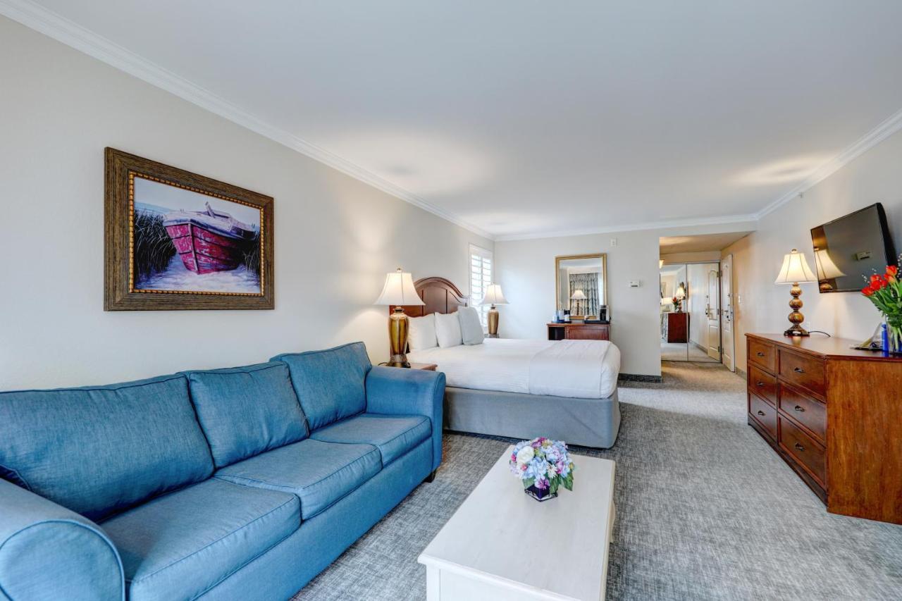 Rehoboth 4*