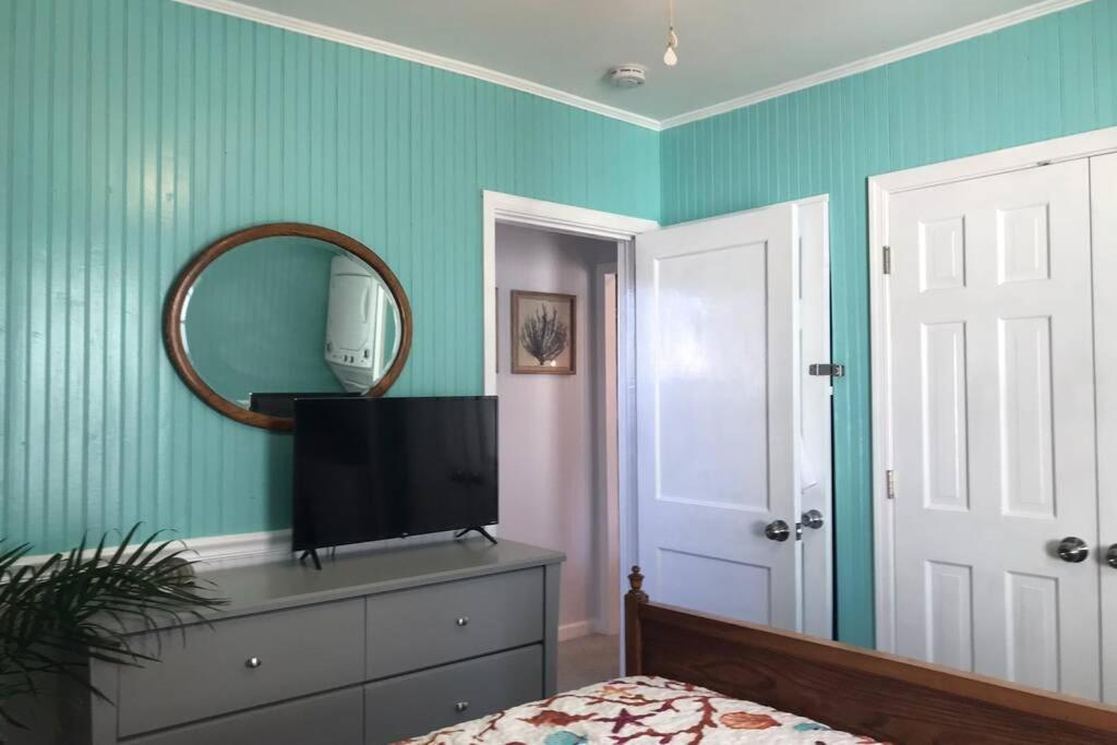 Holiday home By The Sea Steps To Downtown Rehoboth! Rehoboth Beach