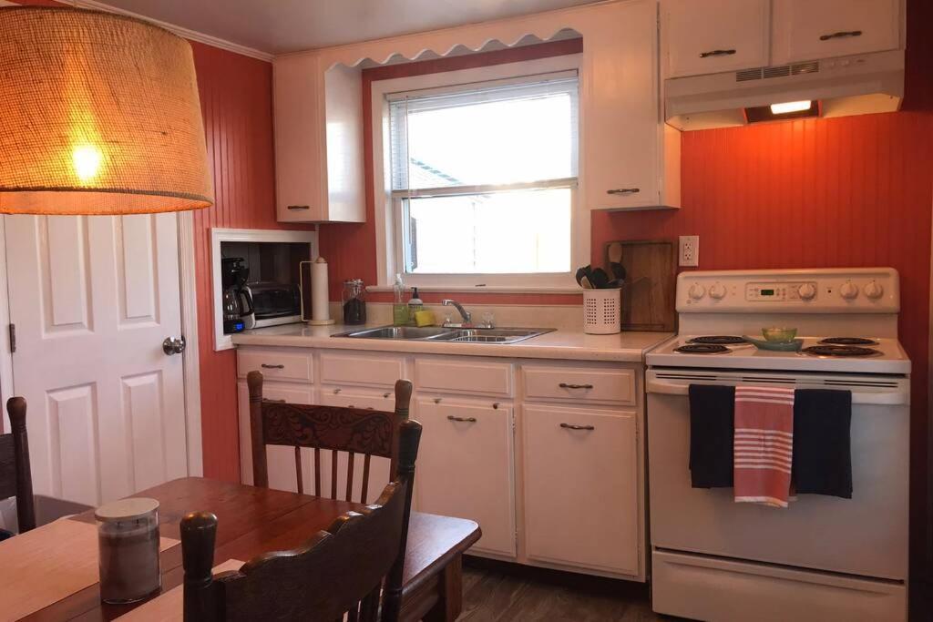 Holiday home By The Sea Steps To Downtown Rehoboth! Rehoboth Beach