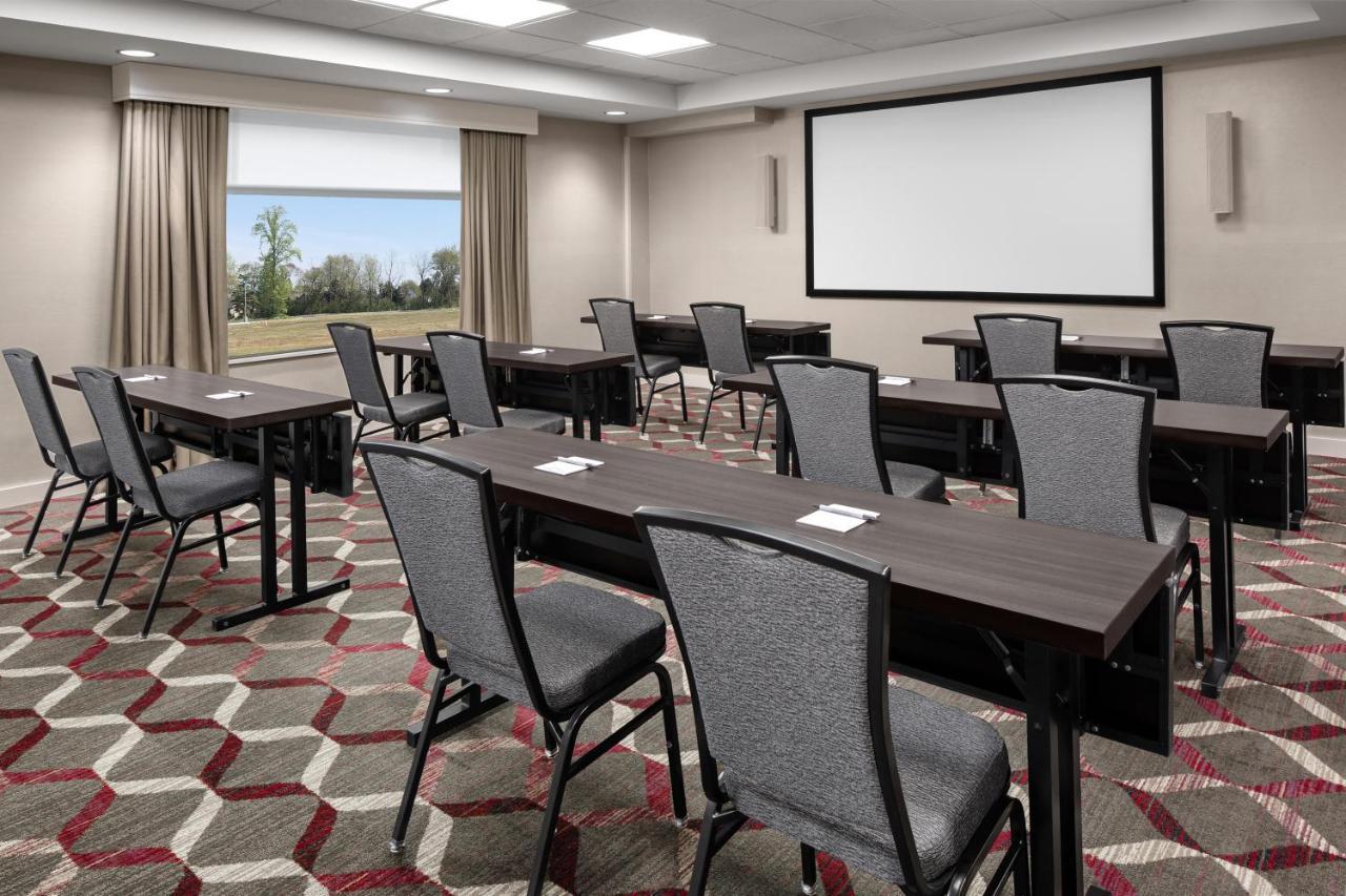 Hotel By Marriott Rehoboth 3*