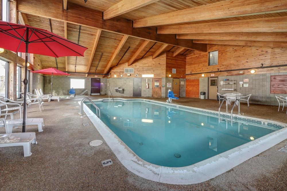 Hotel Wave At Rehoboth 3*