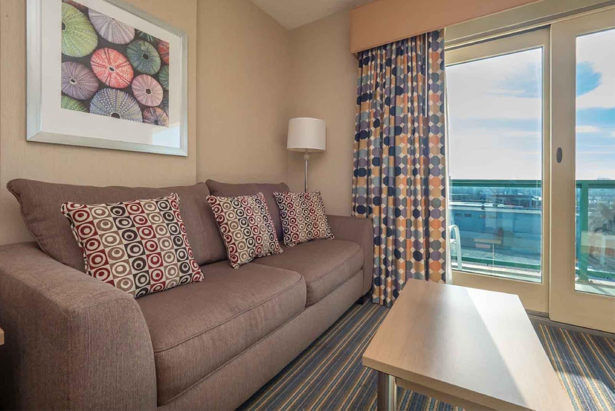 Hotel Atlantic Sands And Conference Center 4*