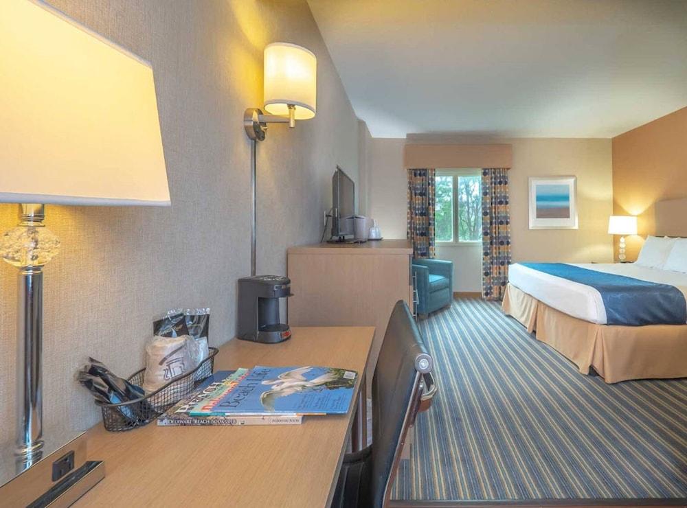 Hotel Atlantic Sands And Conference Center