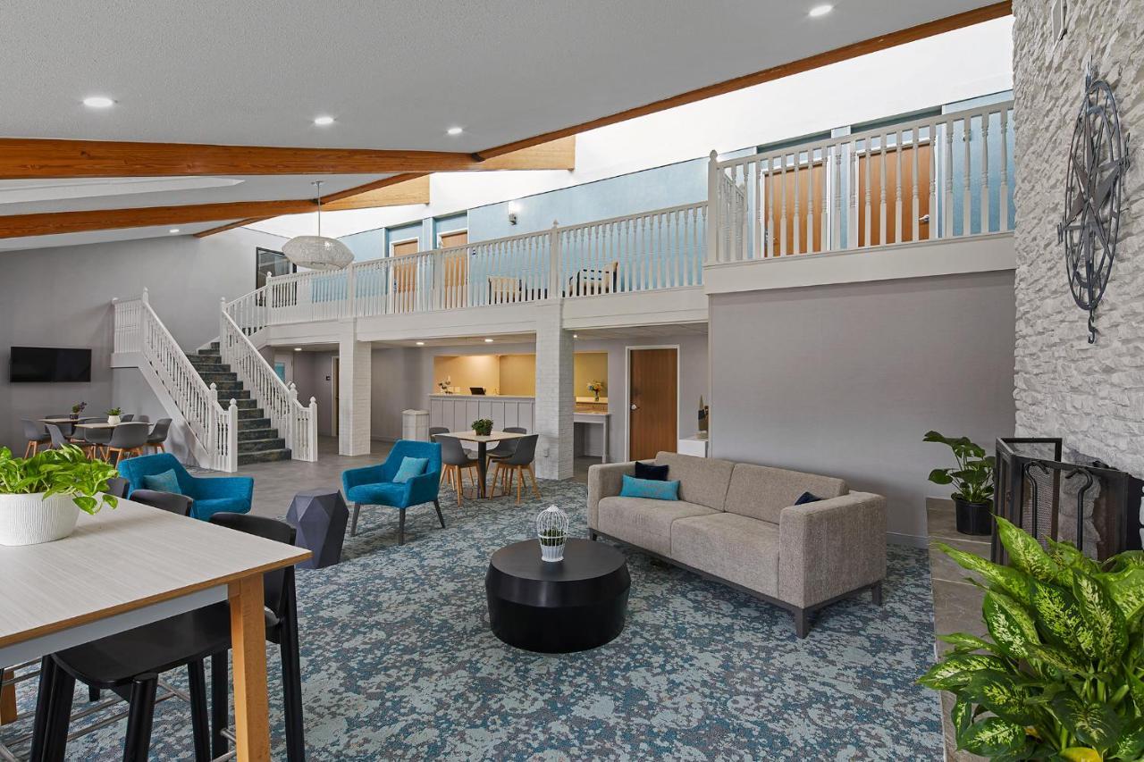 Wave At Rehoboth Hotel 3*