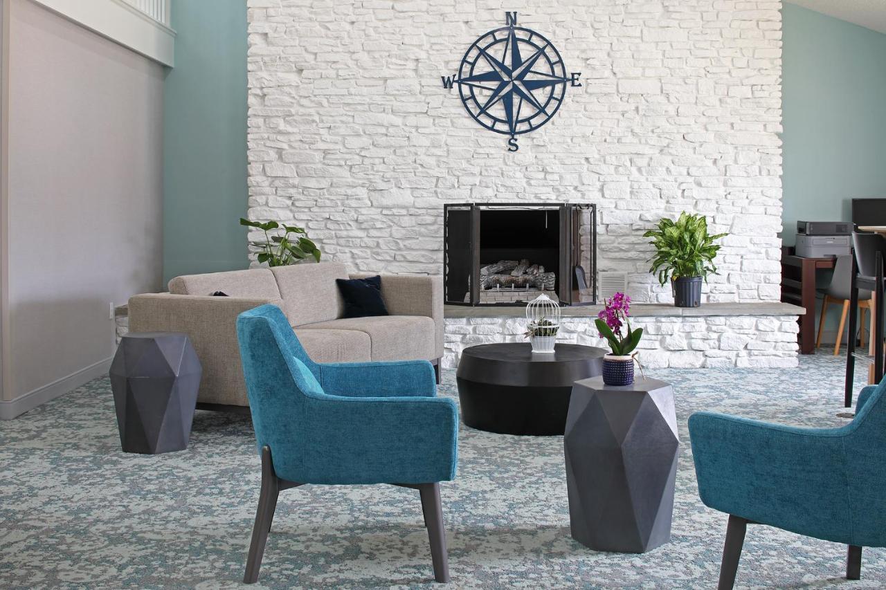 Wave At Rehoboth Hotel