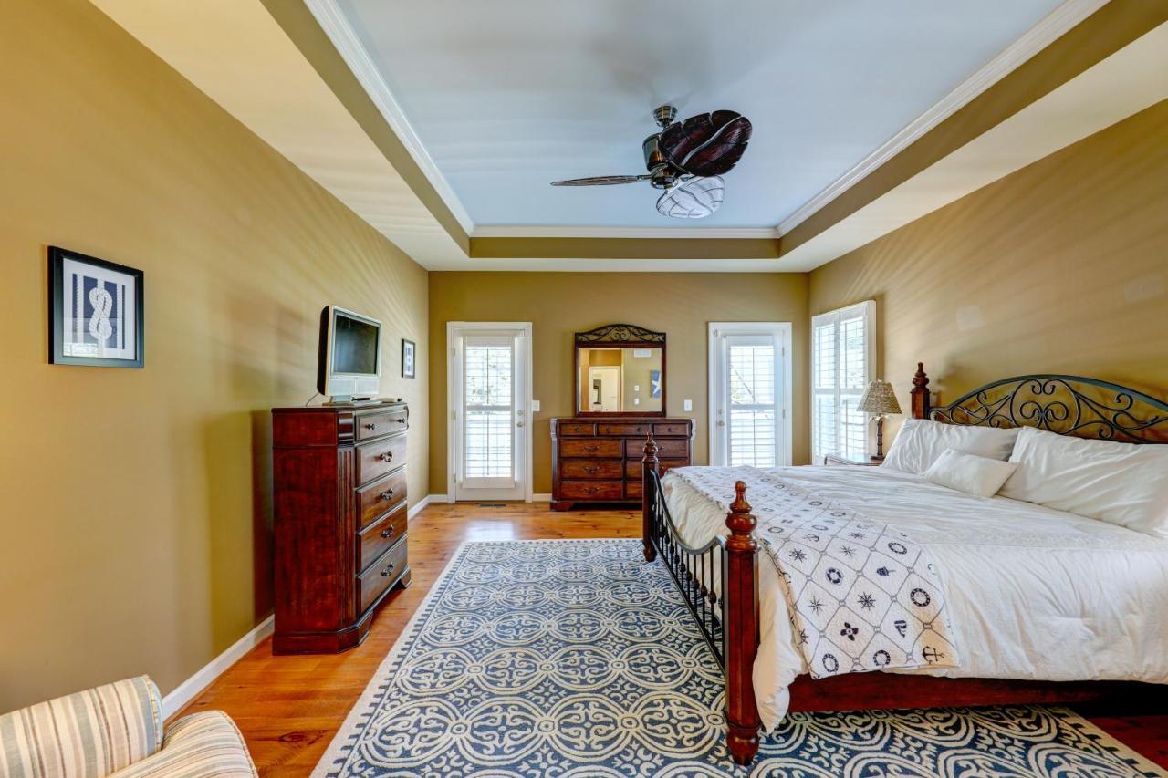 Holiday home Grande At Canal Pointe 19375 Mersey Dr