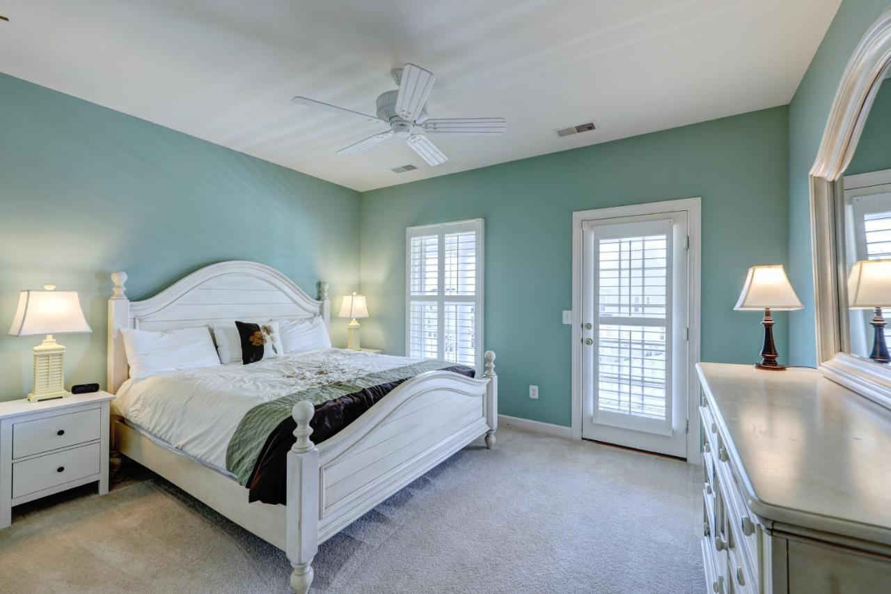 Holiday home Grande At Canal Pointe 19375 Mersey Dr *